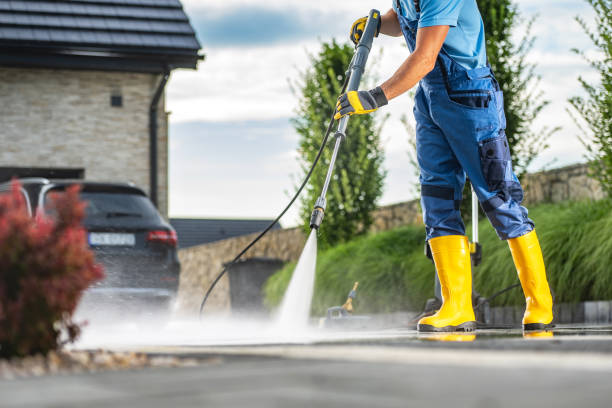 Best Pool Deck Cleaning in Pampa, TX